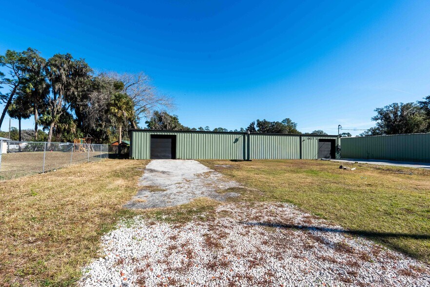 122 Louis Broer Rd, East Palatka, FL à louer - Photo du bâtiment - Image 2 de 5