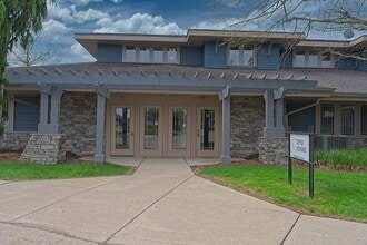 10-24 Remick Blvd, Springboro, OH for lease Interior Photo- Image 1 of 24