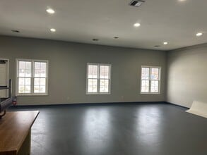 368 Blackbrook Rd, Painesville, OH for lease Interior Photo- Image 1 of 7