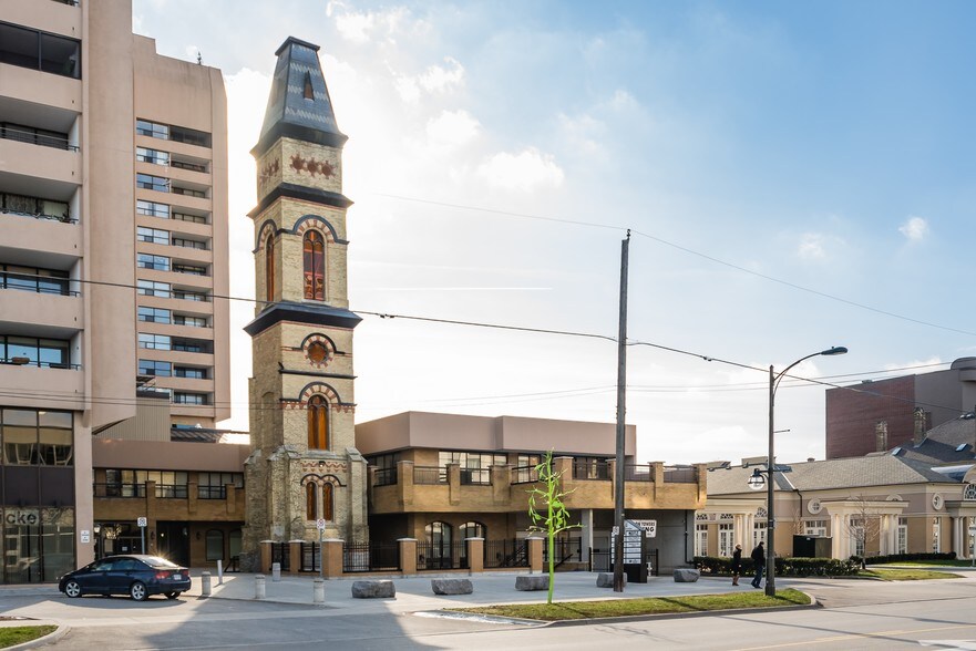 379 Dundas St, London, ON à vendre - Photo du bâtiment - Image 1 de 17