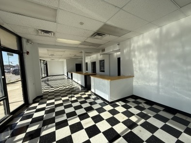 1402-1408 W 55th St, Countryside, IL for lease Interior Photo- Image 1 of 4