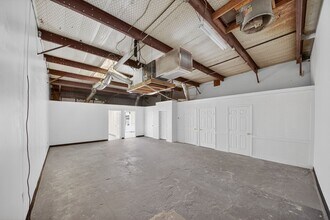 13940 Bammel North Houston Rd, Houston, TX for lease Interior Photo- Image 2 of 4
