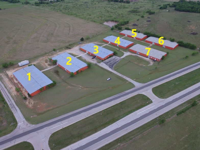 000 E US-82, Nocona, TX à vendre - Photo du bâtiment - Image 3 de 16