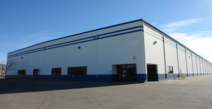 7101 W Doe Ave, Visalia, CA for lease Interior Photo- Image 1 of 2