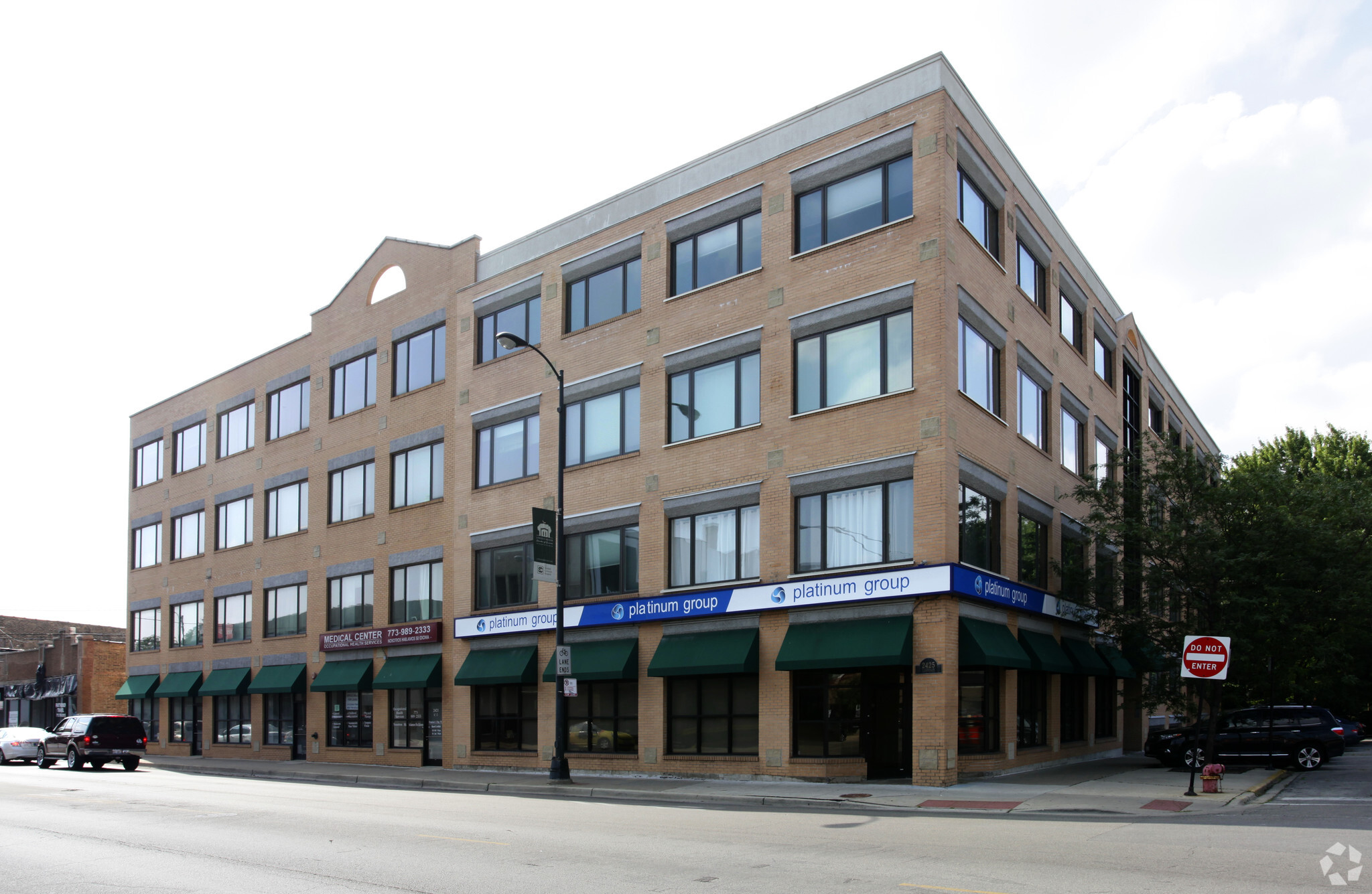 2415-2421 W Lawrence Ave, Chicago, IL for lease Building Photo- Image 1 of 7