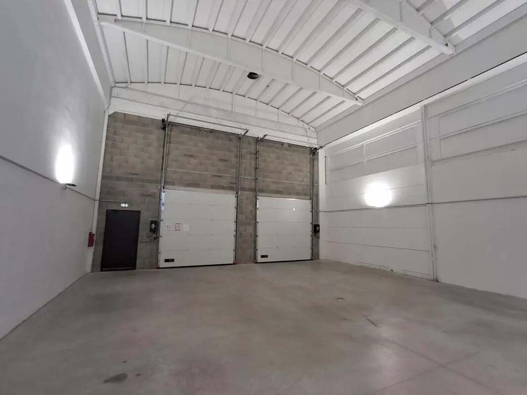 Local d'activités dans Villefranche-sur-Saône à vendre Photo intérieure- Image 1 de 6