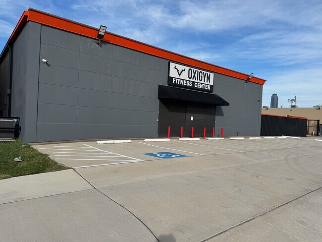 Plus de détails pour 5900 Schumacher Ln, Houston, TX - Commerce de détail à louer