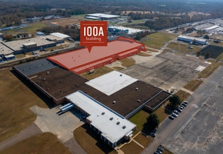 96 American Dr, Jackson, TN for sale Interior Photo- Image 2 of 4