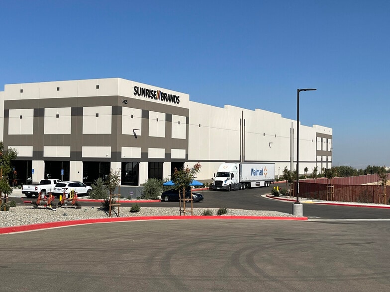 5125 Wheeler Ridge Rd, Tejon Ranch, CA for lease - Building Photo - Image 1 of 2