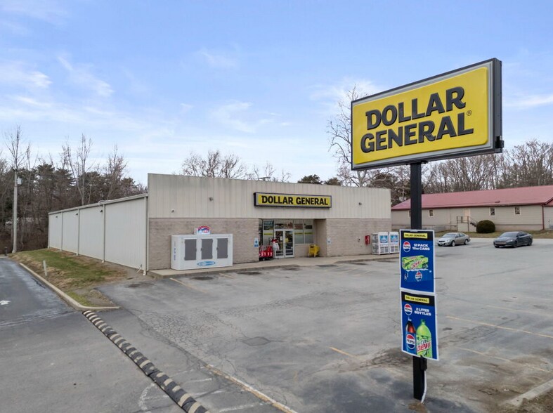 11127 N Shore Dr, Hillsboro, OH for sale - Primary Photo - Image 1 of 10