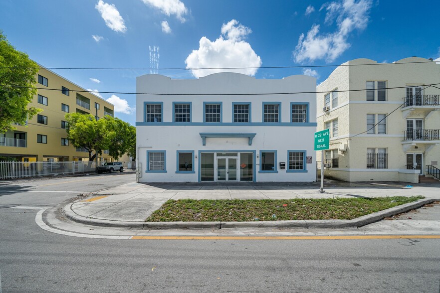 2100 W Flagler St, Miami, FL à vendre - Photo du bâtiment - Image 1 de 1