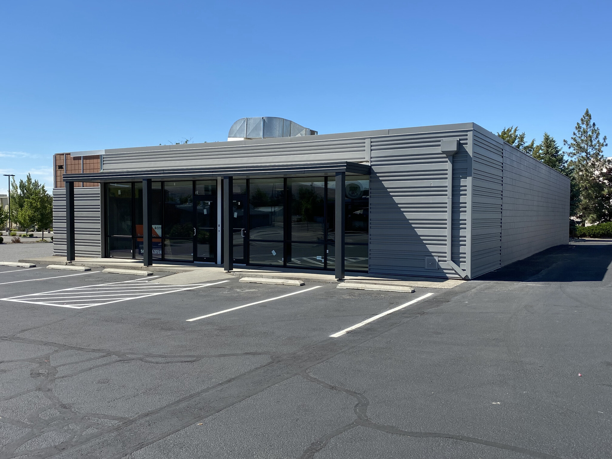 1022 Lee Blvd, Richland, WA for lease Primary Photo- Image 1 of 9