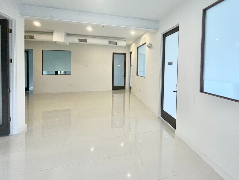 3219 Mercer St, Houston, TX for lease - Interior Photo - Image 3 of 4