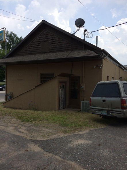 130 Washington Ave, Iron River, MI for sale - Building Photo - Image 3 of 23
