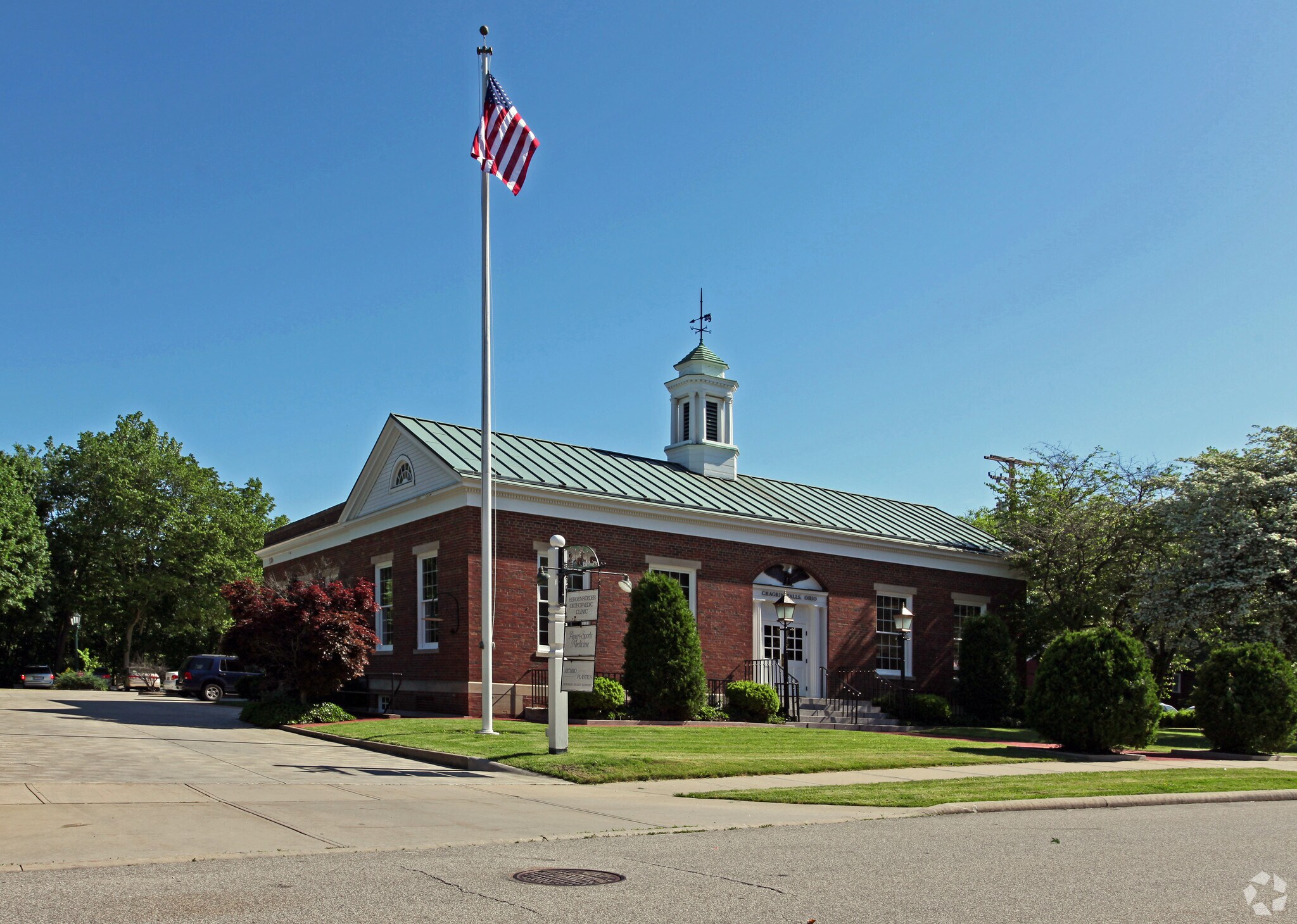 34 W Washington St, Chagrin Falls, OH à louer Photo principale- Image 1 de 15