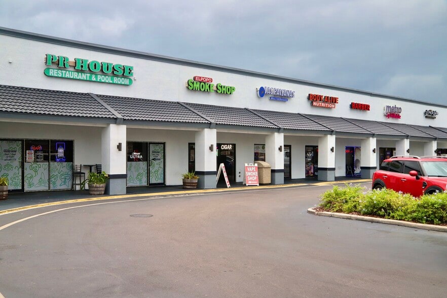 7325-7371 Lake Underhill Rd, Orlando, FL for lease - Building Photo - Image 3 of 6