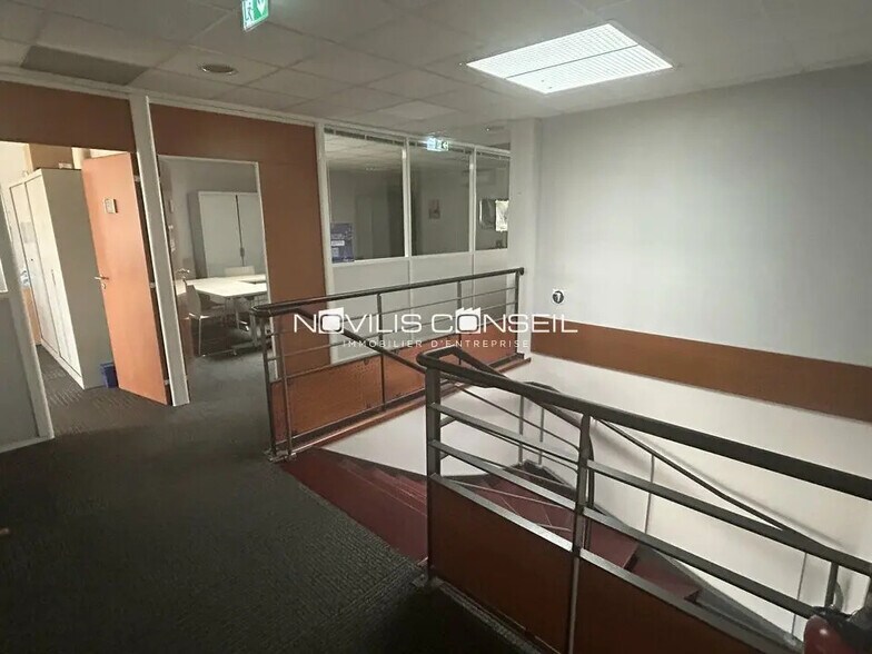 Bureau dans Quint-Fonsegrives à louer - Photo intérieure - Image 3 de 8