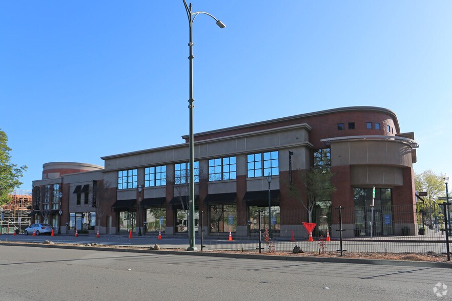 1410-1450 N California Blvd, Walnut Creek, CA for lease - Building Photo - Image 2 of 11