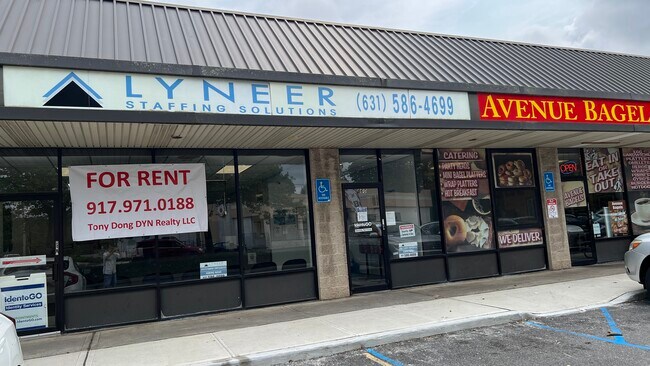 Plus de détails pour 848-862 Long Island Ave, Deer Park, NY - Commerce de détail à louer