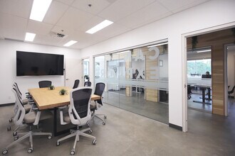 875 Boul Charest O, Québec, QC for lease Interior Photo- Image 2 of 10