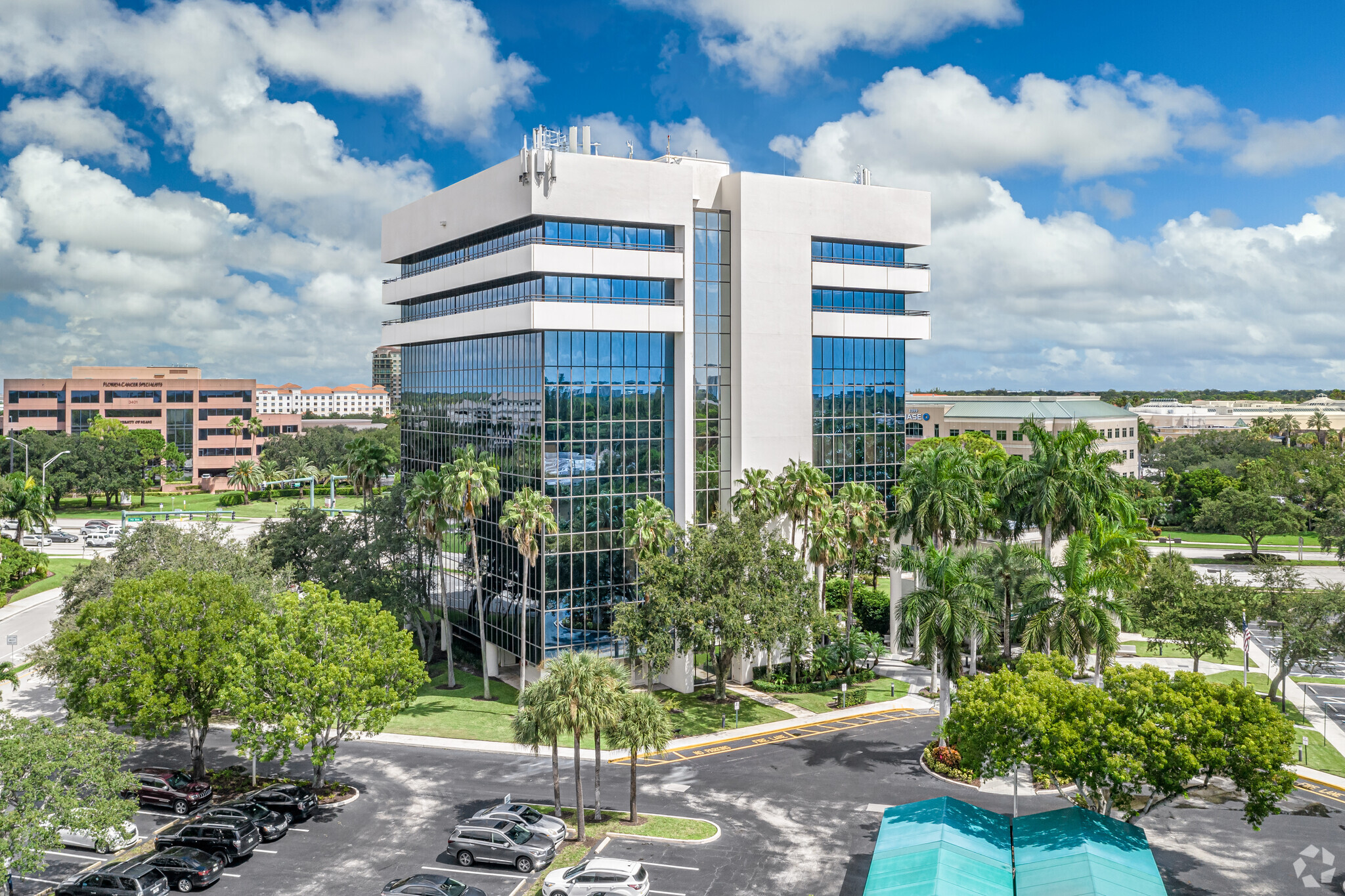 3300 Pga Blvd, Palm Beach Gardens, FL à louer Photo du bâtiment- Image 1 de 21