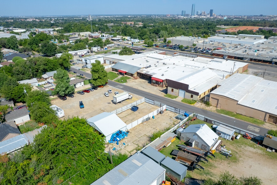 828 30th St, Oklahoma City, OK for lease - Building Photo - Image 3 of 11