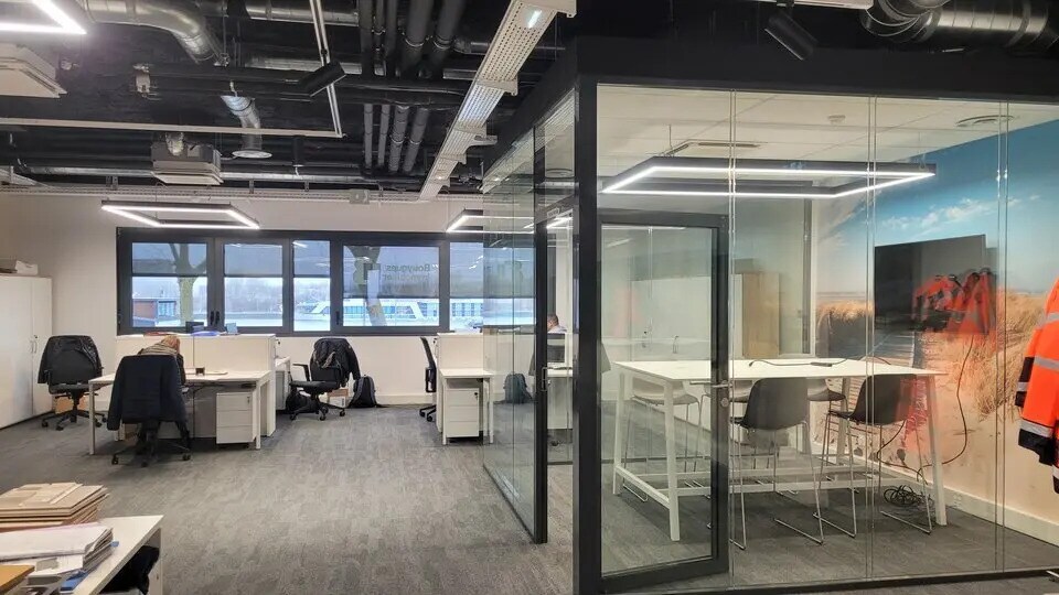 Office in Rouen for lease Interior Photo- Image 1 of 14