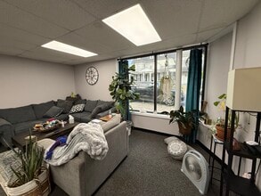 800 Main St, Hellertown, PA for lease Interior Photo- Image 2 of 10