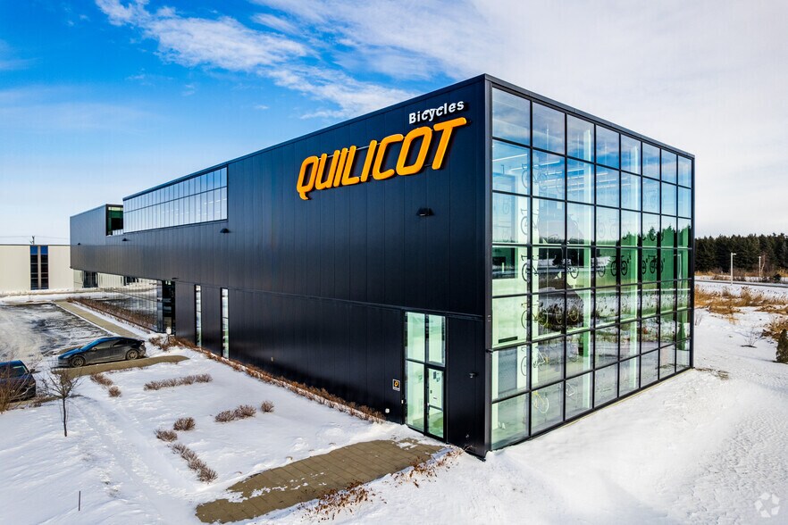 401 Rue Louis-Blériot, Mascouche, QC for lease - Building Photo - Image 2 of 8