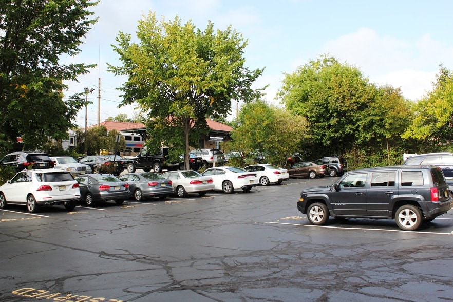 14 Fairmount Ave, Chatham, NJ for lease - Building Photo - Image 3 of 18