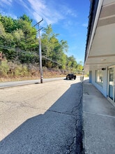 703 US-30, Imperial, PA for lease Building Photo- Image 2 of 32