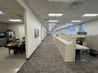 Plus de détails pour 10 W 9th St, Kansas City, MO - Plusieurs types d'espaces à louer