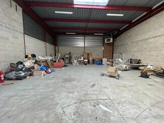 Plus de détails pour Bureau, Local d'activités à louer