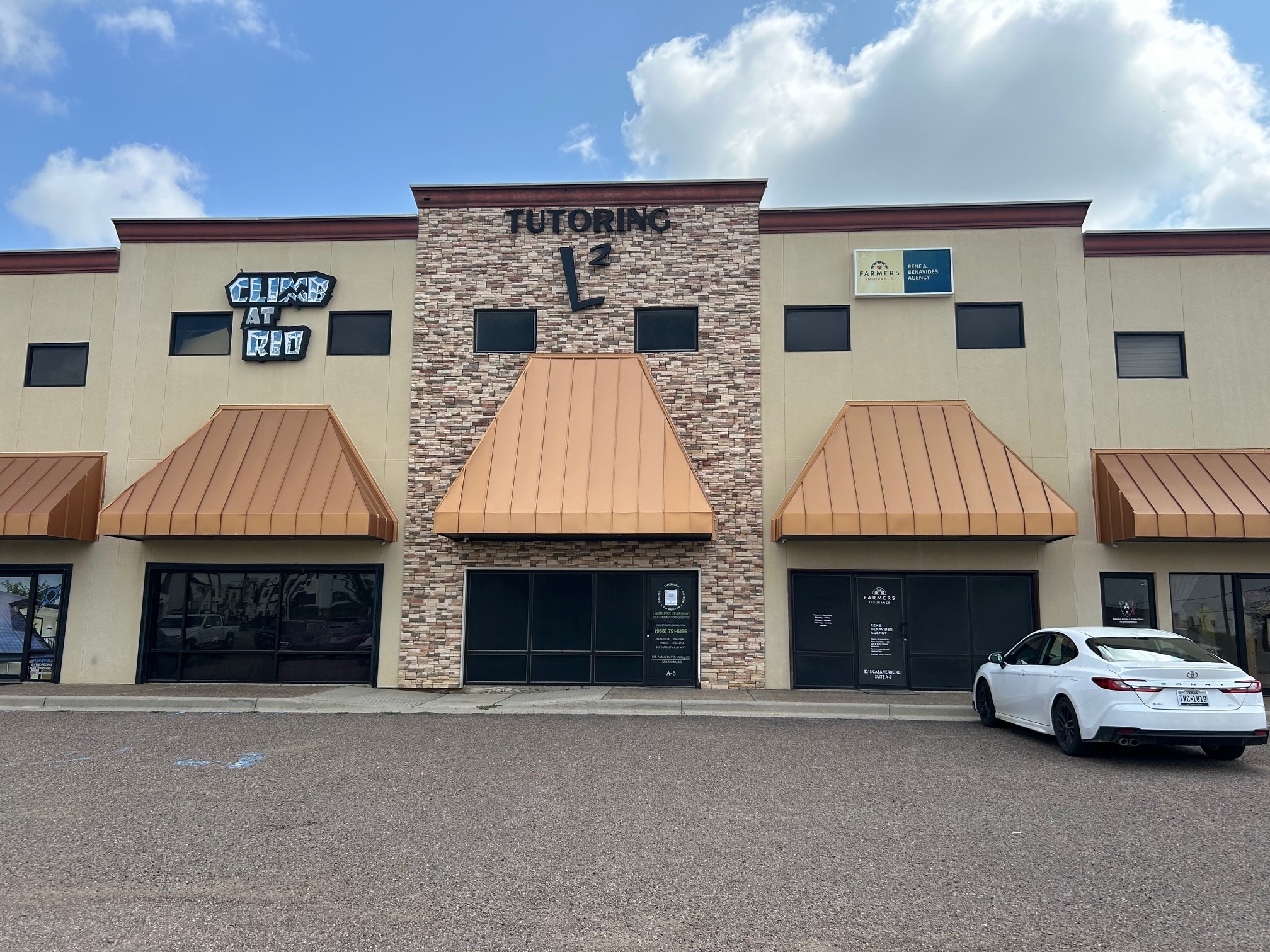 8218 Casa Verde Rd, Laredo, TX for lease Building Photo- Image 1 of 19