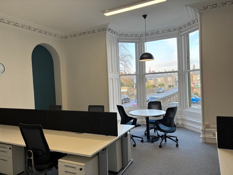 26 Carden Pl, Aberdeen à louer - Photo du bâtiment - Image 2 de 4