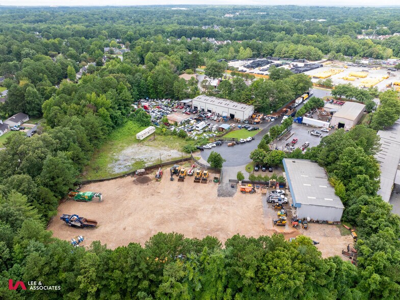 2725 Keystone Ct, Norcross, GA à louer - Photo du bâtiment - Image 3 de 17