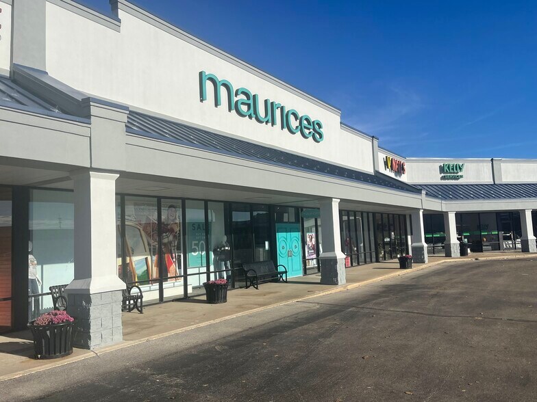 450-790 E Freeland Rd, Greensburg, IN à louer - Photo du bâtiment - Image 2 de 3