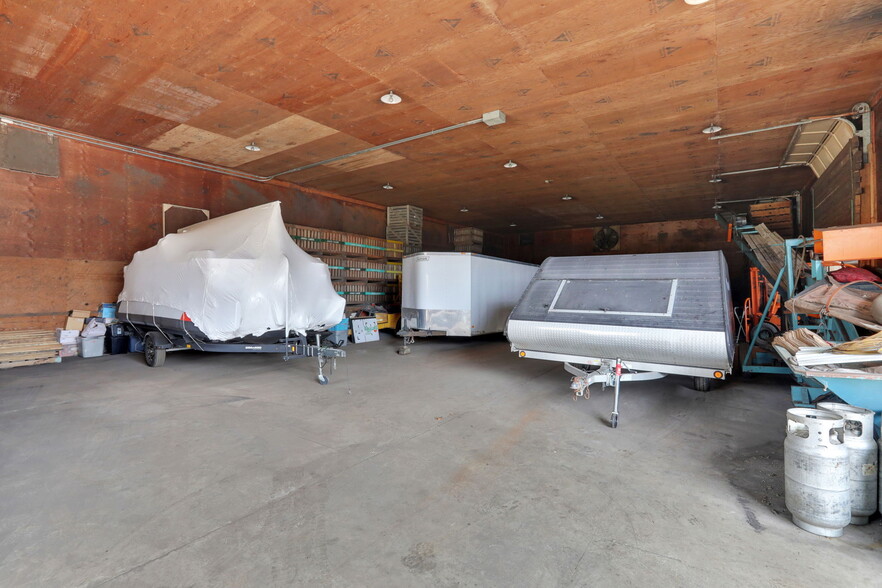 350 Newport Bridge Rd, Pine Island, NY for sale - Building Photo - Image 3 of 23