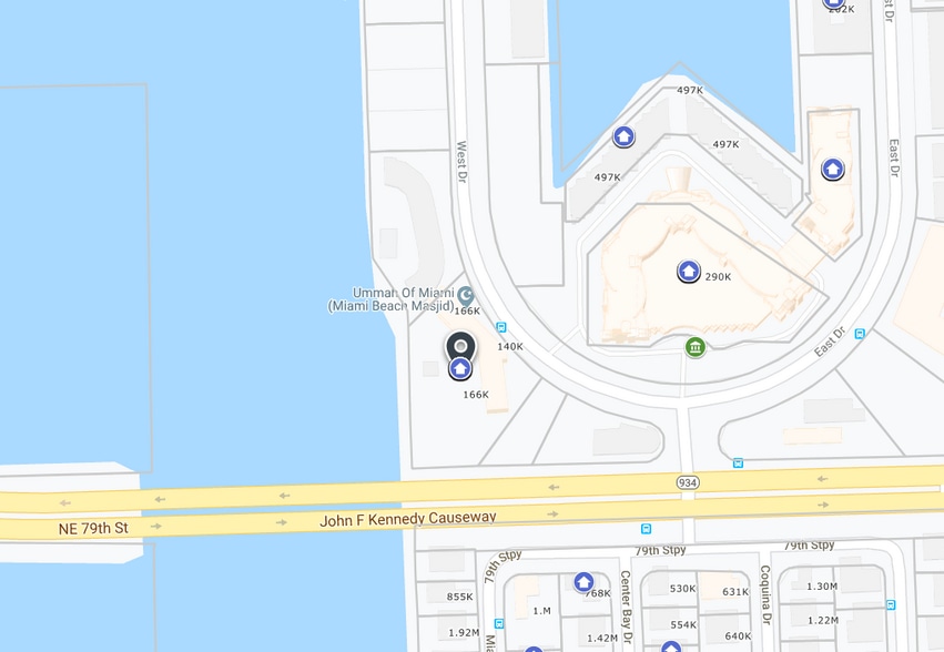 7904 West Dr, North Bay Village, FL à vendre - Photo du bâtiment - Image 3 de 8