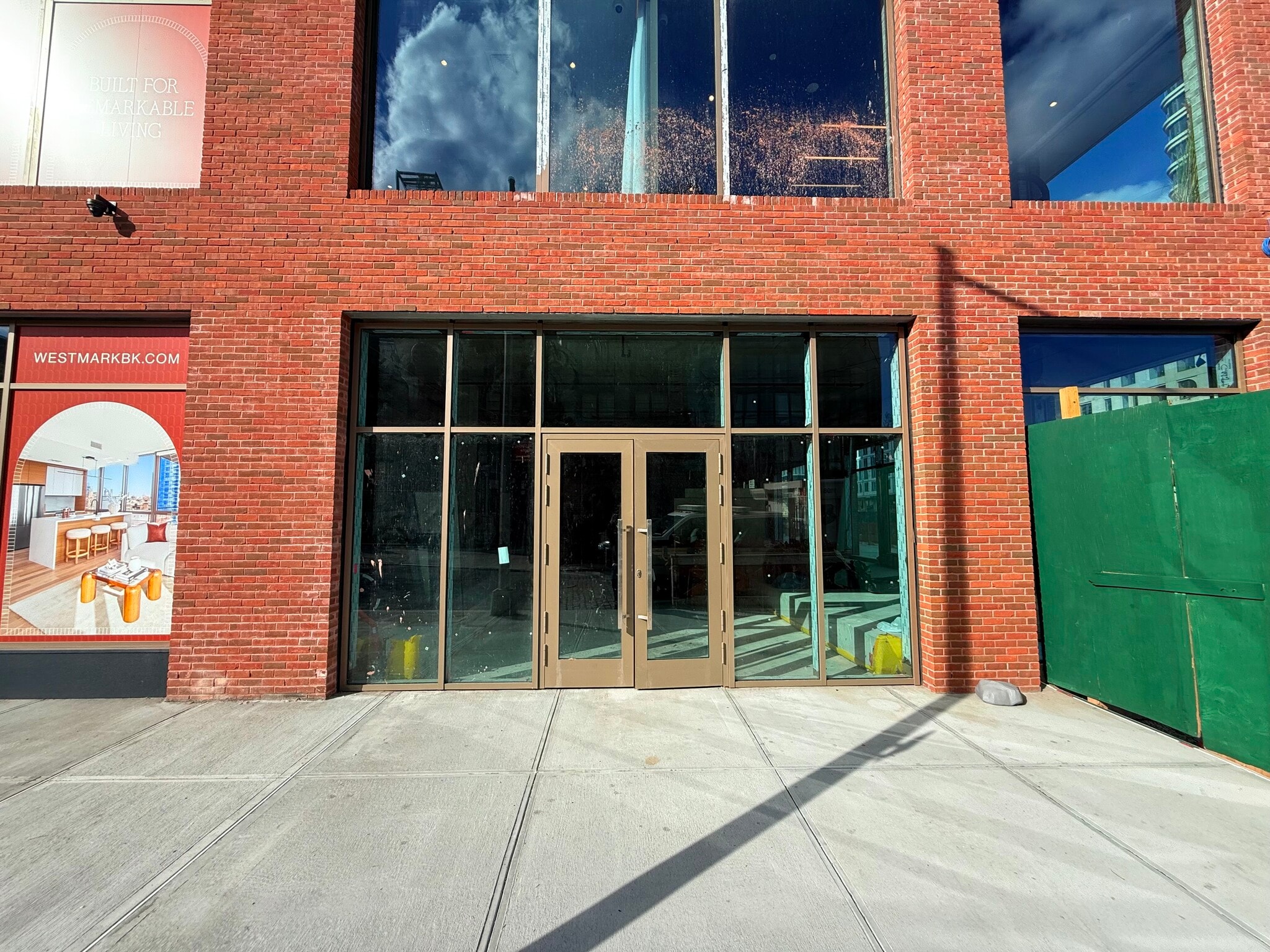 395 Carroll Street, Brooklyn, NY for lease Building Photo- Image 1 of 4
