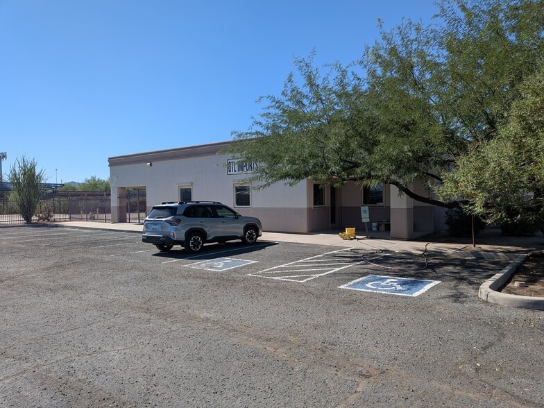 2385 thru 2475 Placita Desierto Morado, Tucson, AZ for lease - Building Photo - Image 1 of 3