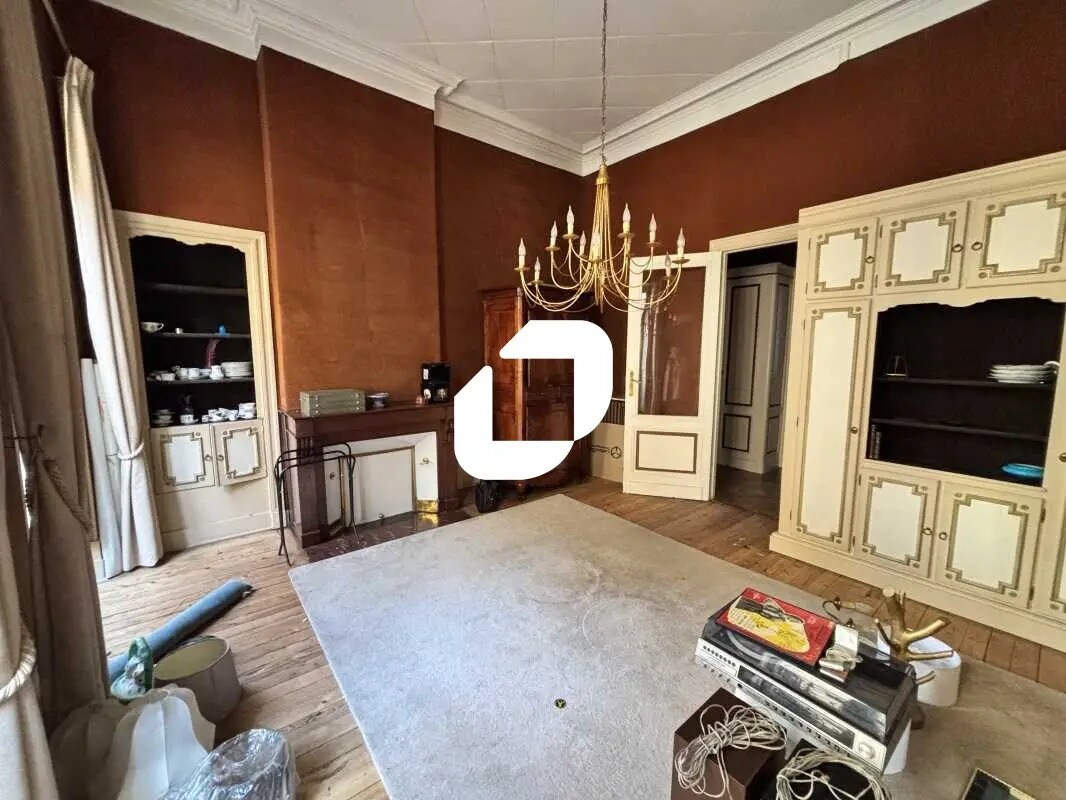 Office in Bordeaux for lease Interior Photo- Image 1 of 8