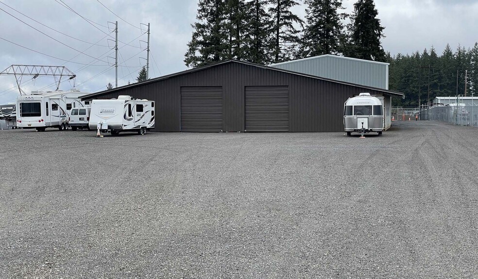 11840 SW Waldo Way, Sherwood, OR à louer - Photo du bâtiment - Image 2 de 2