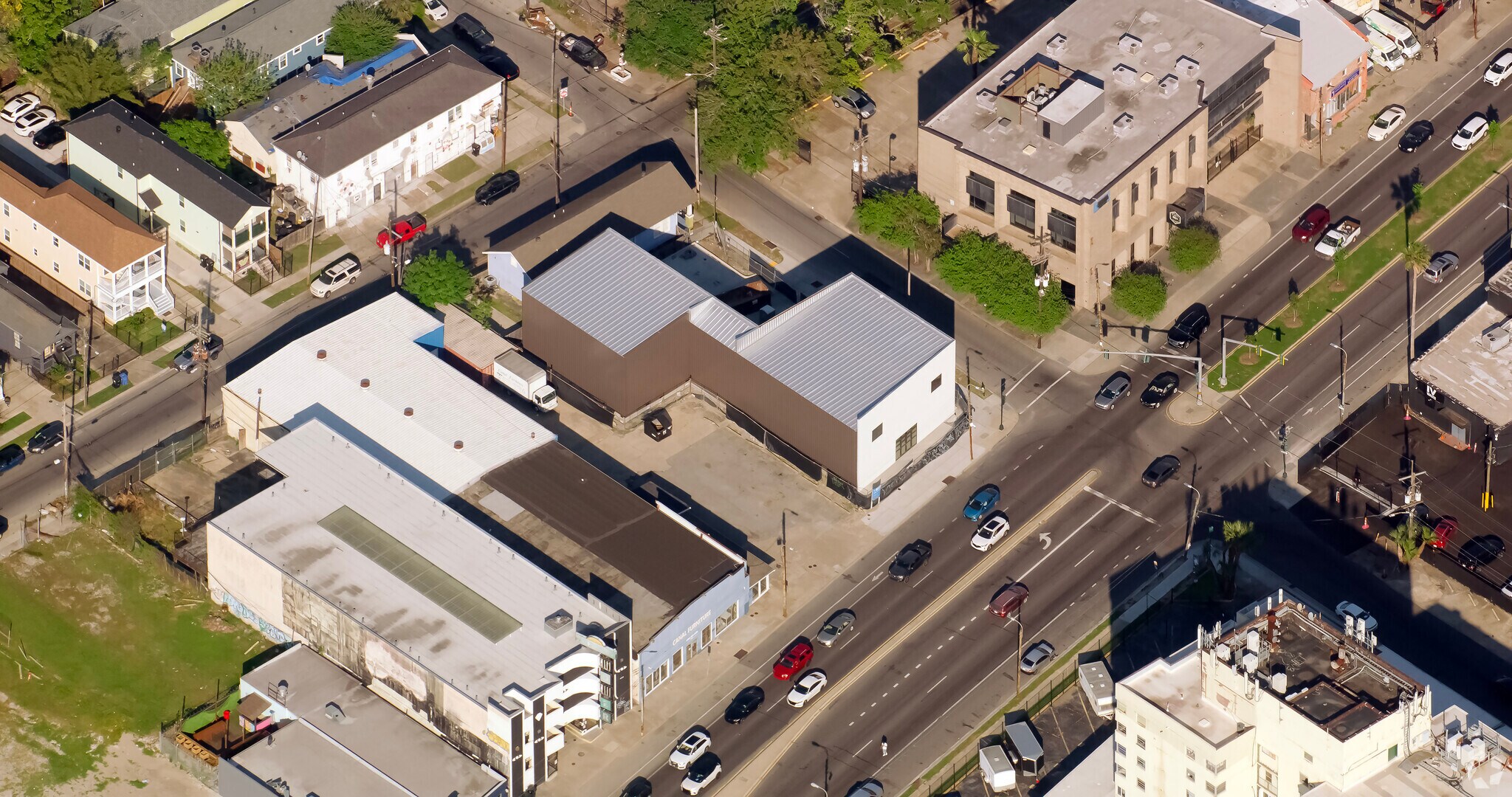 4001 Tulane Ave, New Orleans, LA à louer Photo principale- Image 1 de 3