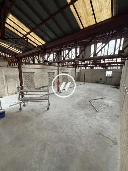 Industrial in Bezons for lease - Interior Photo - Image 3 of 10