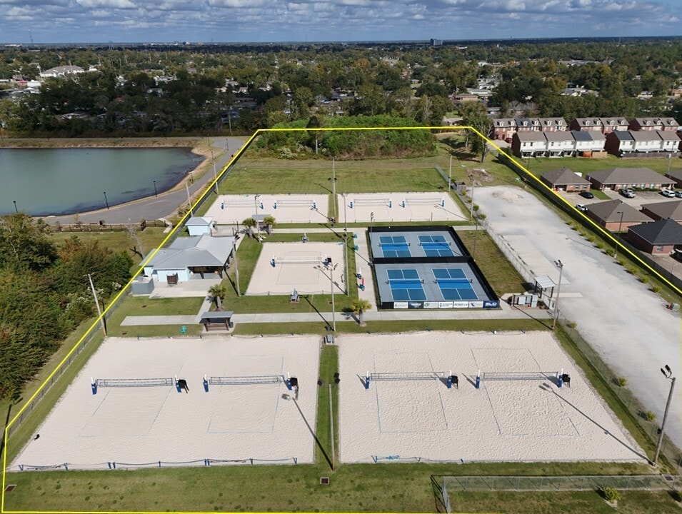 1311 E McNeese St, Lake Charles, LA for sale Primary Photo- Image 1 of 9