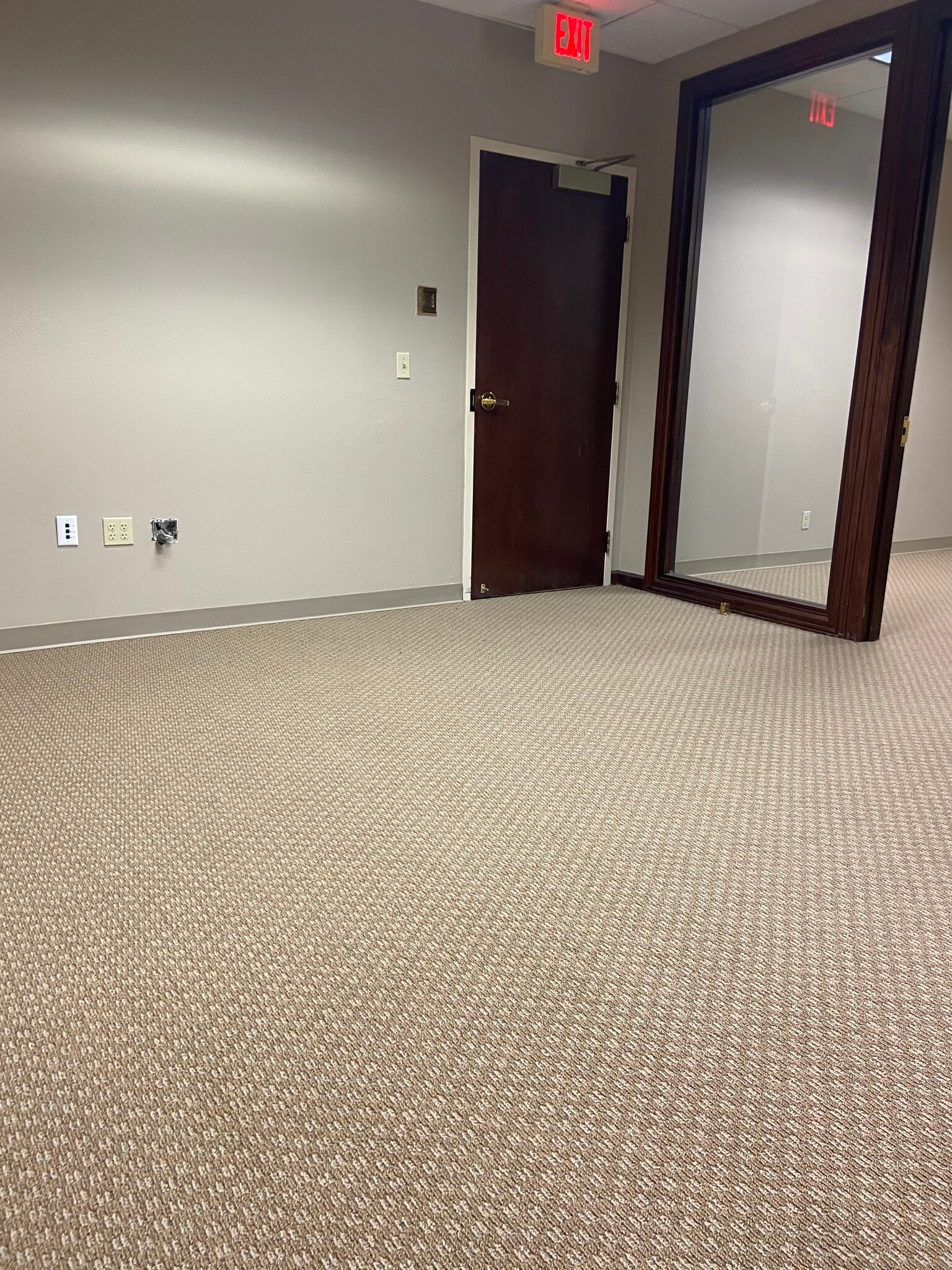 4010 82nd St, Lubbock, TX for lease Interior Photo- Image 1 of 10