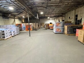 17 Madison Ave, Paterson, NJ for lease Interior Photo- Image 2 of 6