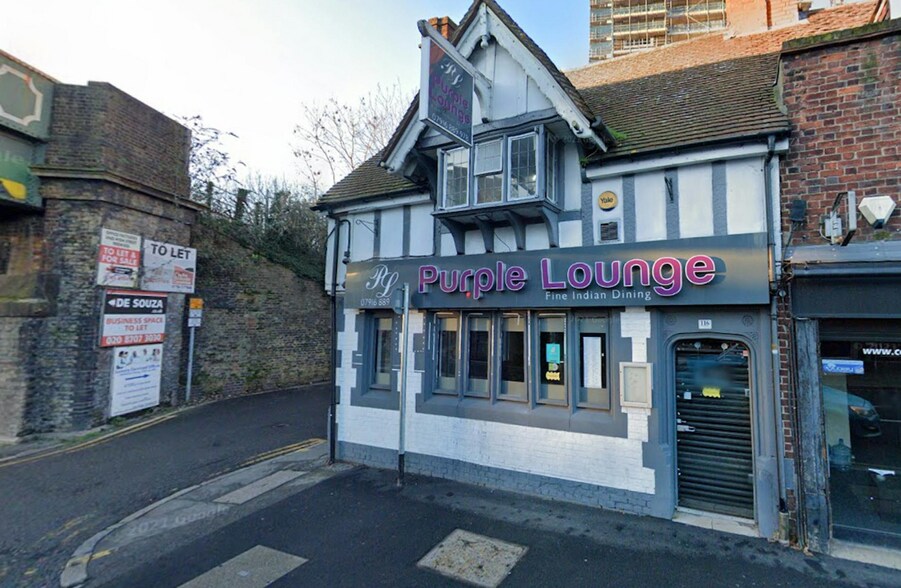 116 High St, Staines à louer - Photo du bâtiment - Image 1 de 1