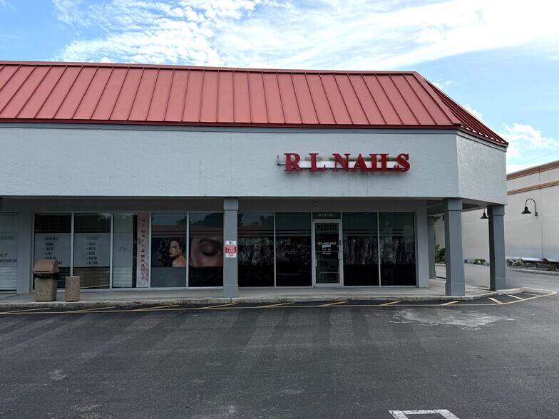 2902-2990 Jog Rd, Greenacres, FL à louer - Photo du bâtiment - Image 3 de 5